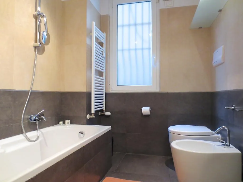 Italianway - Voghera 11 A Milan Italy